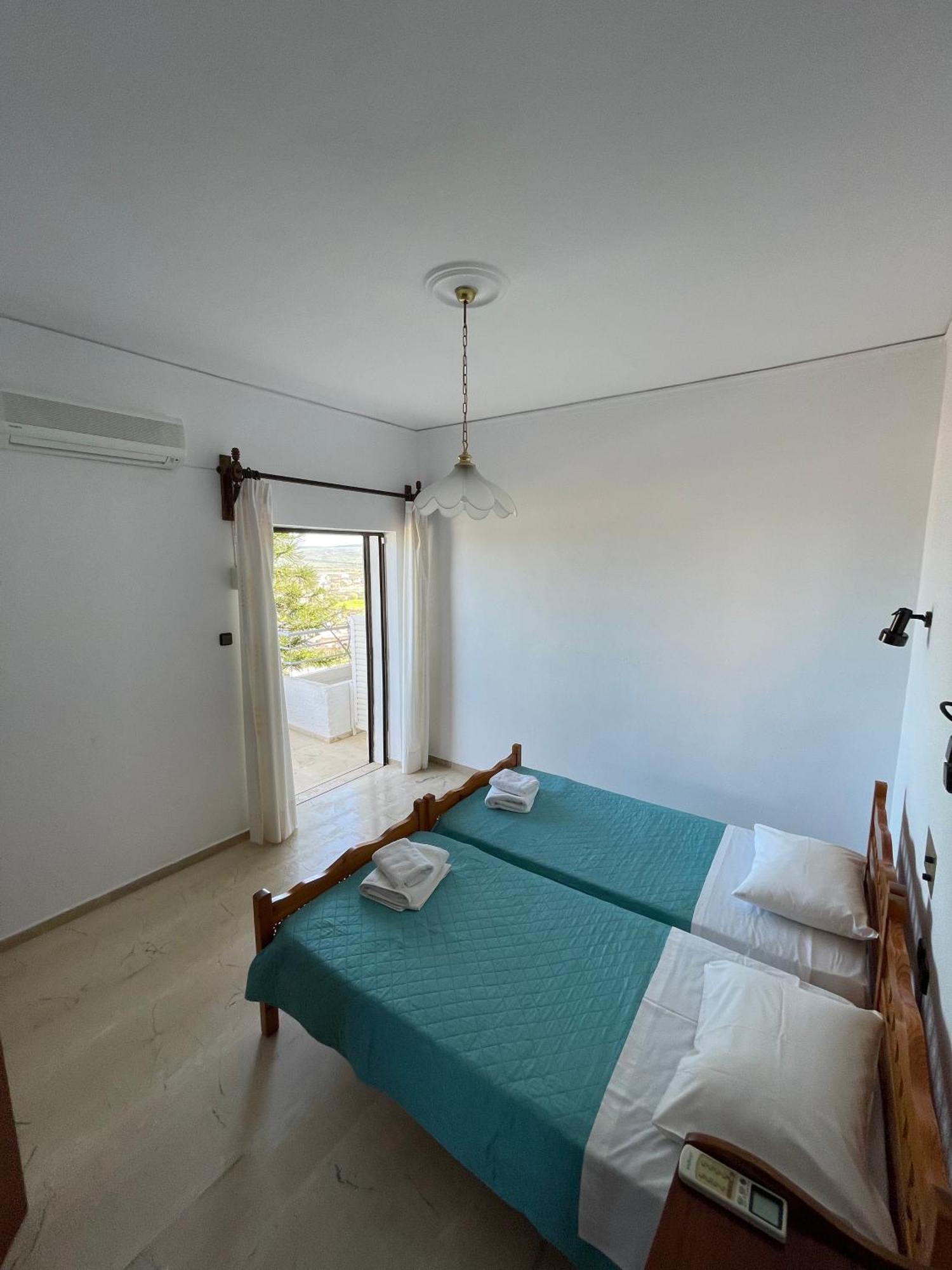 Aeolos Apartments Колимвари Екстериор снимка