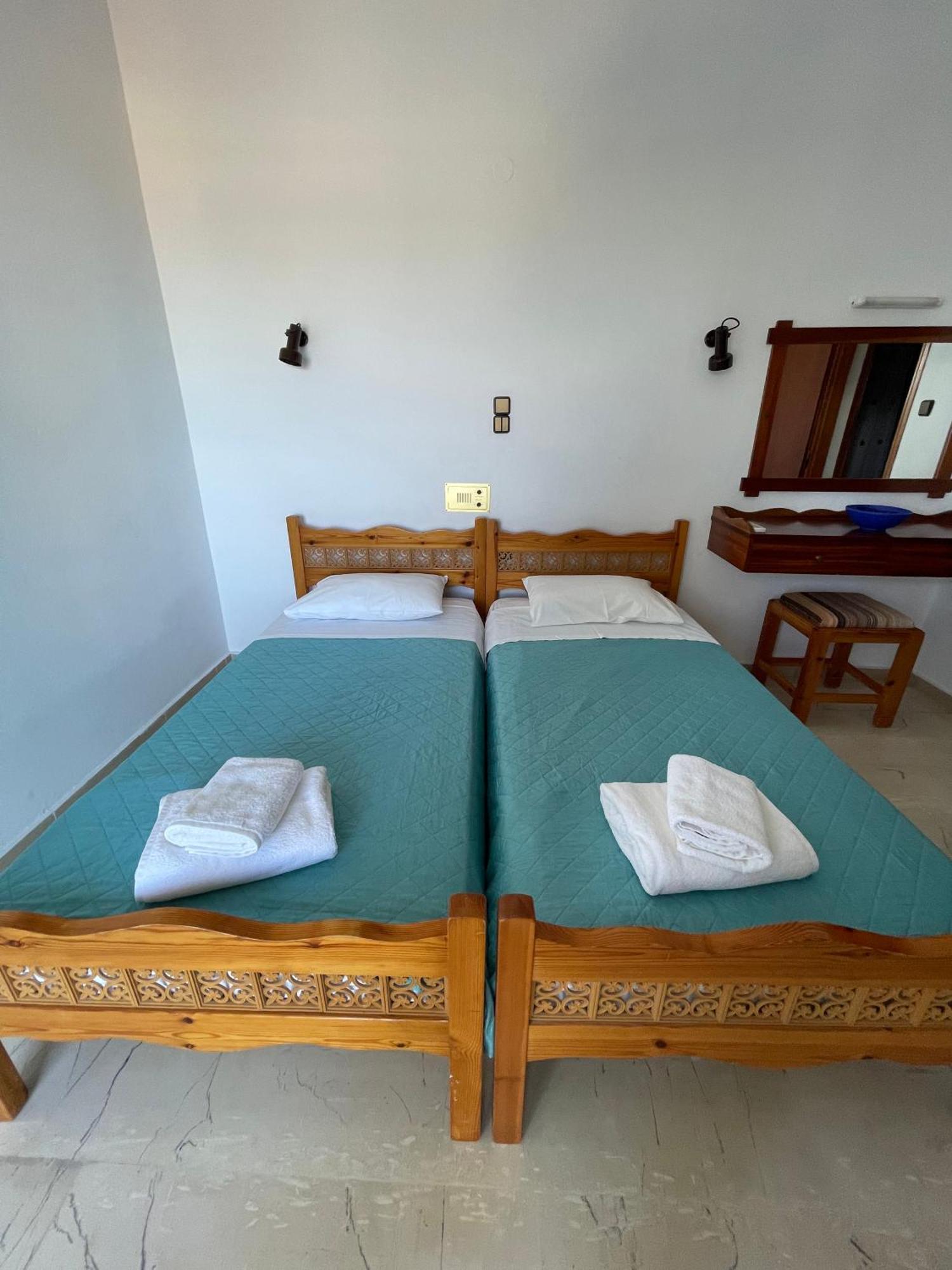 Aeolos Apartments Колимвари Екстериор снимка