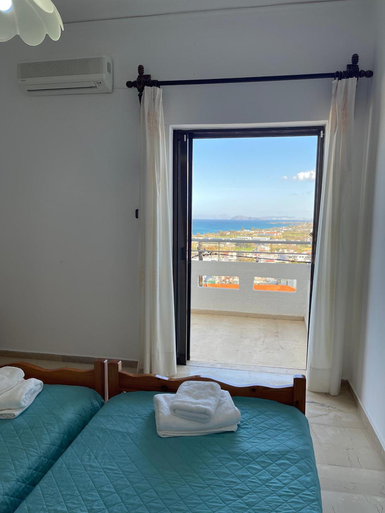 Aeolos Apartments Колимвари Екстериор снимка