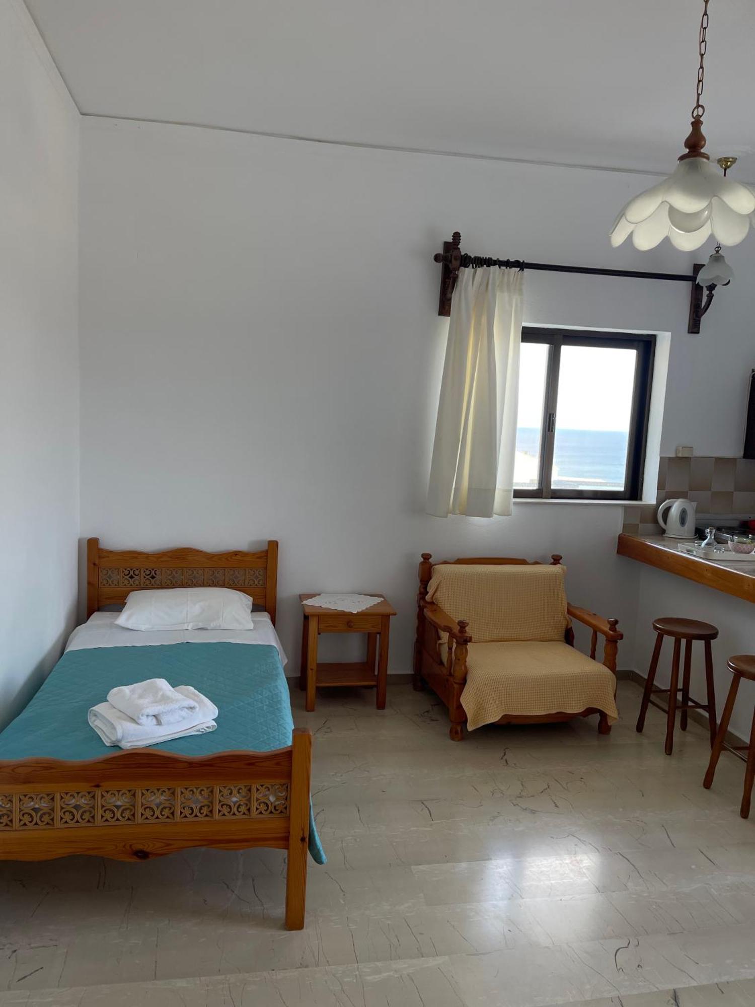 Aeolos Apartments Колимвари Екстериор снимка