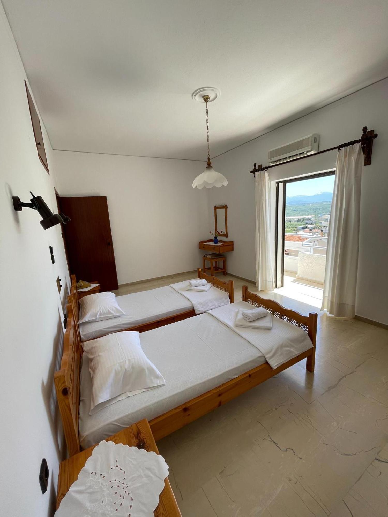 Aeolos Apartments Колимвари Екстериор снимка